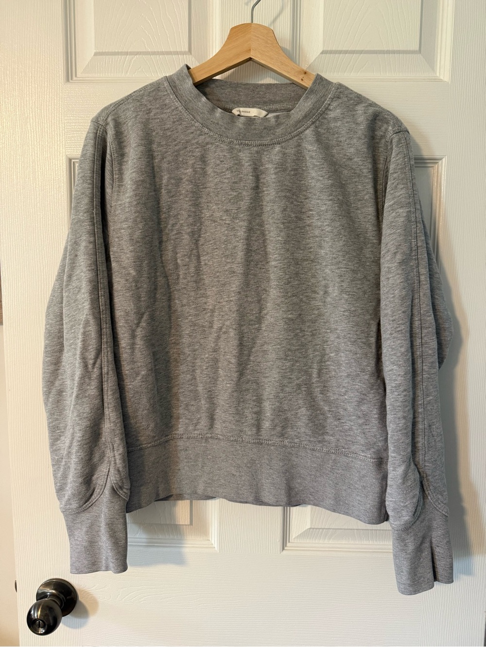 Classic woman’s Crewneck Sweater - Gray